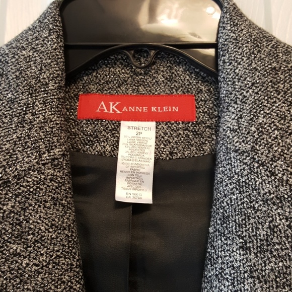 AL Anne Klein skirt suit - Picture 3 of 5